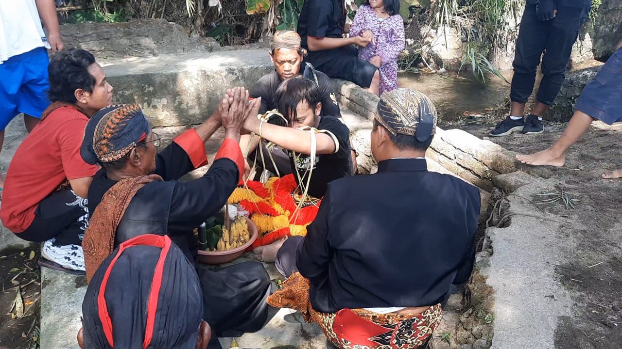 Jaga Tradisi, Warga Modangan Kirap Tumpeng Arca Warak dan Sendang Desa 3dab9b1a d57a 4e11 8941 9838ca5bce8f