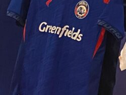 PT Greenfields Sponsori Arema FC dan Persib Banding, Melukai Hati Warga Blitar PT Greenfields Sponsori Arema FC dan Persib Banding, Melukai Hati Warga Blitar