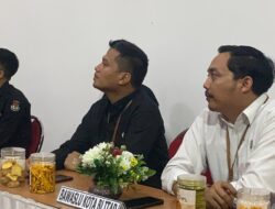 Bawaslu Temui Nomor yang Keliru saat Konfirmasi Videocall Dukungan Pasangan Mas Ibin dan Elim Bawaslu Temui Nomor yang Keliru saat Konfirmasi Videocall Dukungan Pasangan Mas Ibin dan Elim