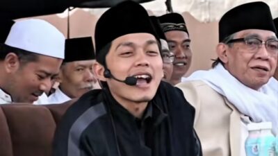 Rahasia Panjang Umur Nenek Siyati 103 Tahun di Pengajian Gus Iqdam Gus Iqdam