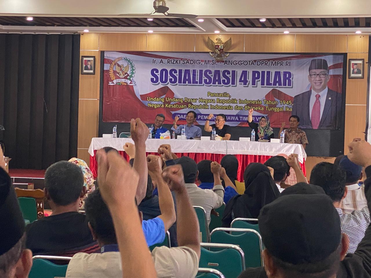 PAN dan PDI-P Usung Rijanto-Beky, Blitar Wayahe Ganti Bupati HUT PAN dan Beky Herdiansyah