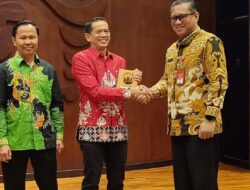 Keren, Kota Blitar Raih Penghargaan Kota Berkelanjutan dari UI Keren, Kota Blitar Raih Penghargaan Kota Berkelanjutan dari UI