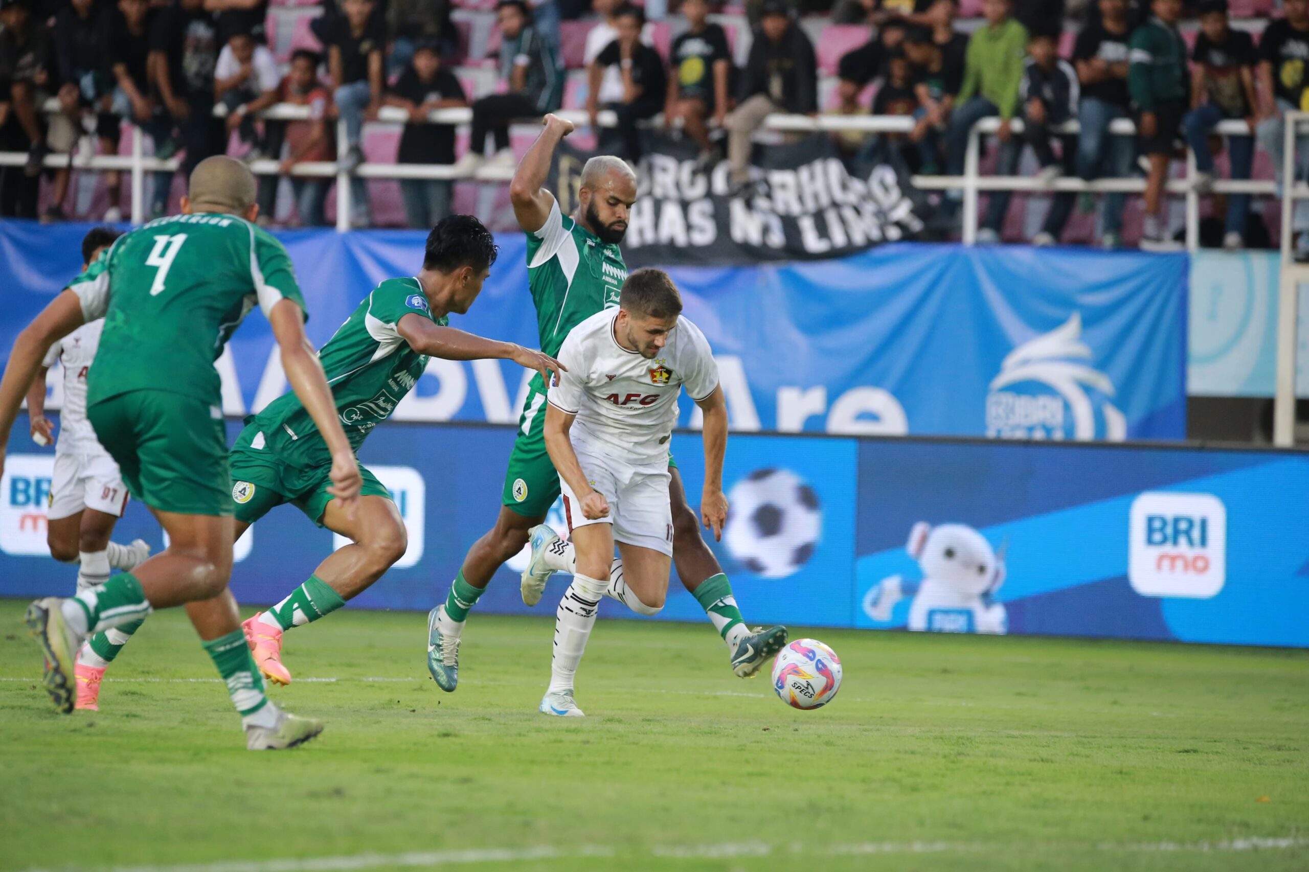 Taklukan PSS Sleman 2-0, Marcelo Rospide Puji Mental Pemain Persik Kediri, Kridit Poin Supriyadi Persik Kediri vs PSS Sleman