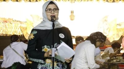 Jabatan Mak Rini Sampai 10 Februari, Kapan Rijanto-Beky Dilantik ? Bupati Blitar