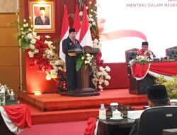 Hadiri Pelantikan Anggota DPRD, Wali Kota Blitar Bacakan Sambutan Mendagri Hadiri Pelantikan Anggota DPRD, Wali Kota Blitar Bacakan Sambutan Mendagri