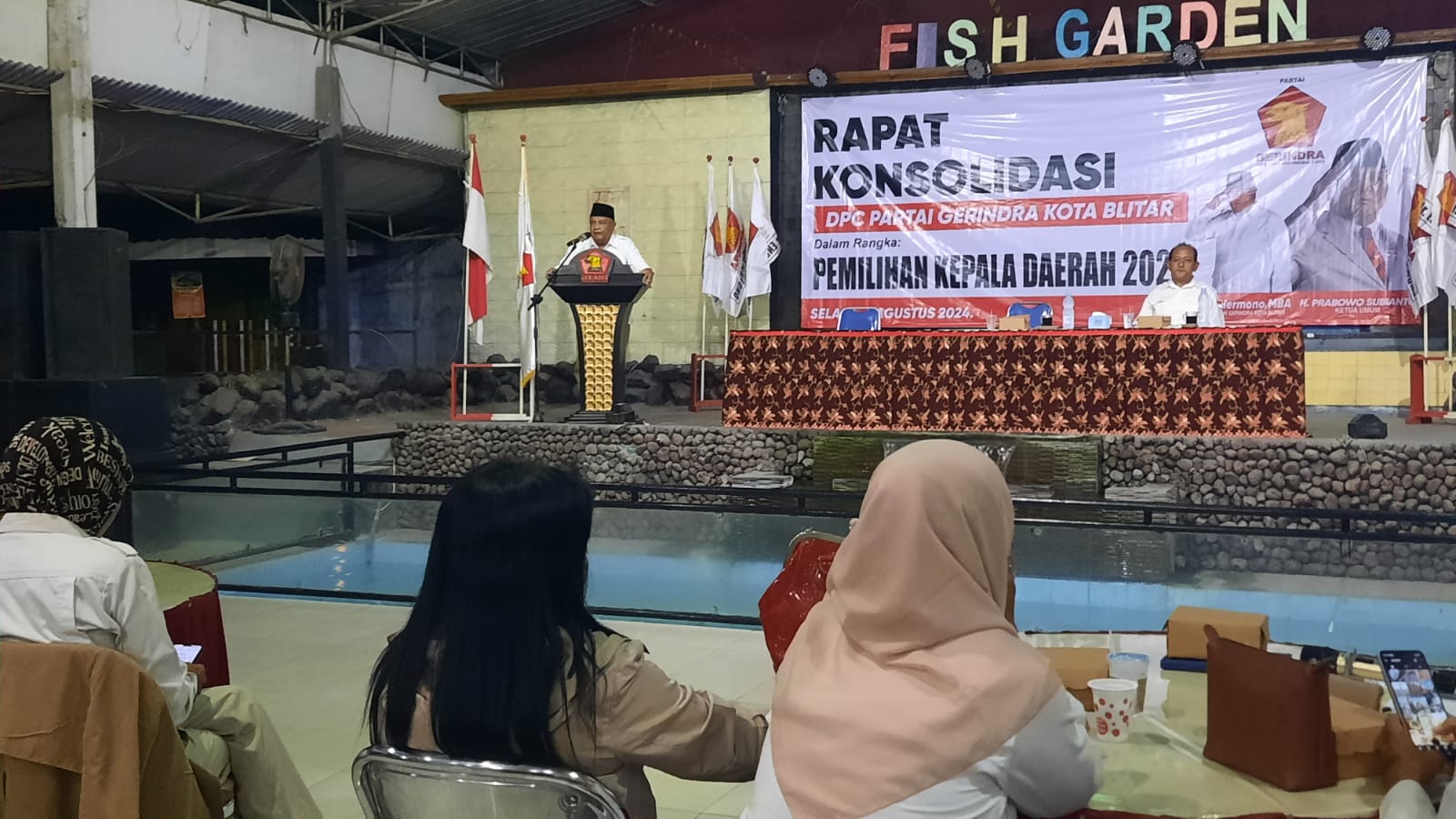 Gerindra Kota Blitar Kumpulkan Kader Dukung Bambang - Bayu di Pilwali Blitar 2024 DPC Partai Gerindra Kota Blitar menggelar rapat konsolidasi dalam rangka Pemilihan Kepala Daerah 2024.