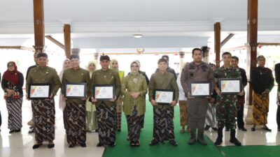 Pemkab Blitar Berikan 700 Penghargaan Bagi Warga Berprestasi penghargaan pemerintah kabupaten blitar kelompk
