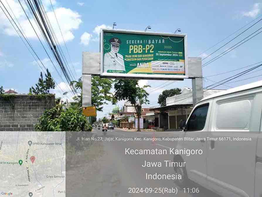 Bawaslu Kabupaten Blitar tidak Konsisten dengan Perintahnya Sendiri Baliho dan Poster yang Masih Memuat Gambar Petahana di Kabupaten Blitar
