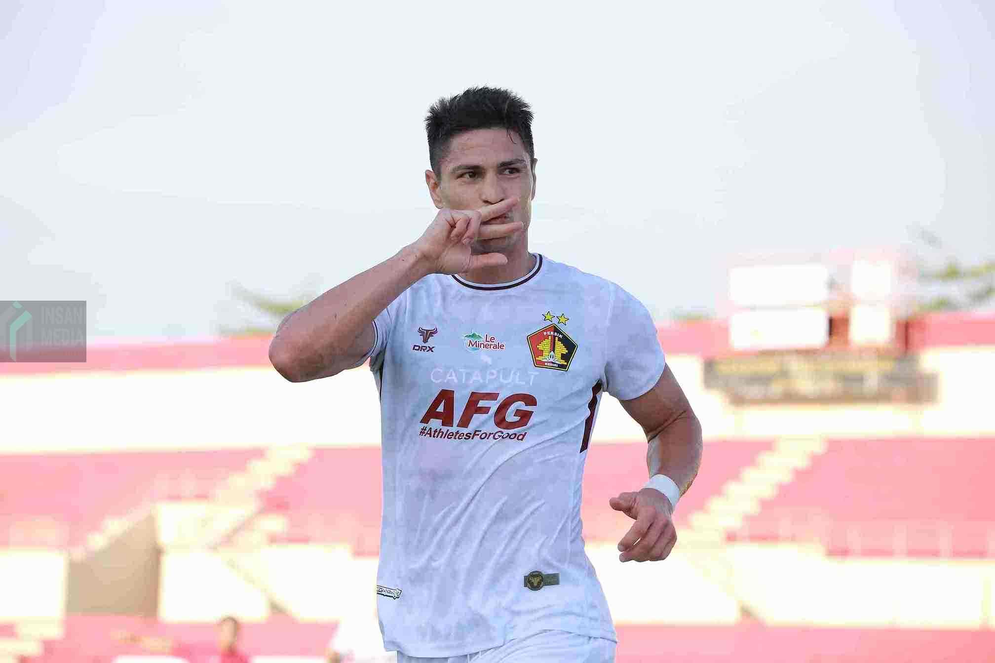 Fergonzi Pemain Persik Kediri Mencetak Gol Pertama bagi Persik Kediri Melawan Barito Putera (istimewa)