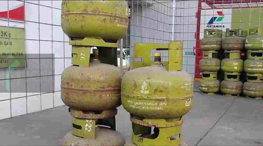 LPG 3 Kg Langka, Polisi Temukan Rumah Makan Gunakan Gas Bersubsidi  Gas LPG 3 kg di Kota Blitar Langka