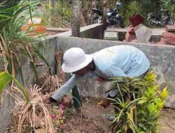 Santri Dilempar Kayu, Paku Menancap di Kepala Santri Sedalam 3 cm hingga Tewas Santri Dilempar Kayu, Paku Menancap di Kepala Santri Sedalam 3 cm hingga Tewas