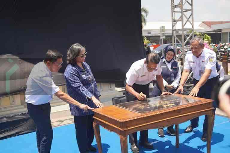 KAI Resmikan Monumen Lokomotif C 1140 Sebagai Hadiah Istimewa dalam HUT ke 79 PT KAI