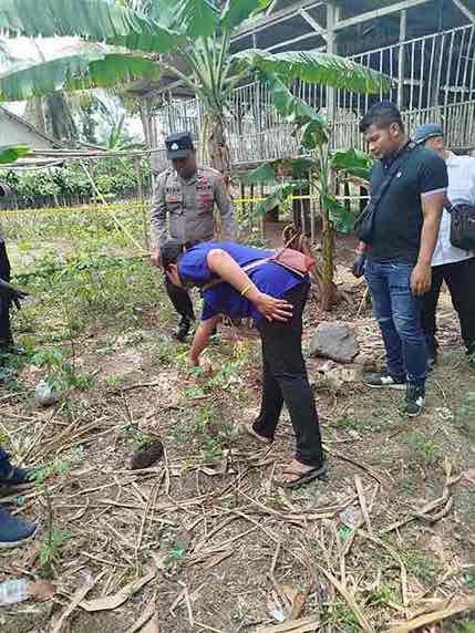 Bayi Dalam Kresek Membusuk, Gegerkan Warga Nglegok Penemuan Bayi di Dalam Kresek di Desa Sumberasri, Kecamatan Nglegok, Kabupaten Blitar.