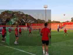 Persik Kediri Usung Strategi Redam Permainan Transisi Cepat Tim Lawan Persita Tangerang Persik Kediri Usung Strategi Redam Permainan Transisi Cepat Tim Lawan Persita Tangerang