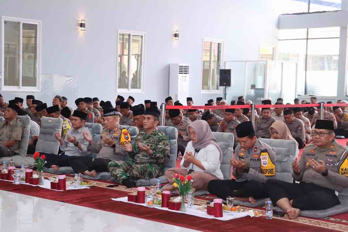 Polres Blitar dan Forkopimda Gelar Doa Bersama Demi Kesuksesan Pilkada Kabupaten Blitar 2024 Polres Blitar Gelar Doa Bersama Jelang Pilkada Kabupaten Blitar 2024