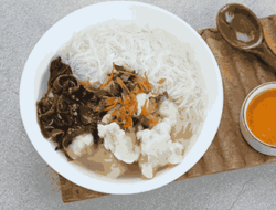 4 Makanan Berkuah yang Cocok untuk Menemani Musim Penghujan yang Dingin 4 Makanan Berkuah yang Cocok untuk Menemani Musim Penghujan yang Dingin