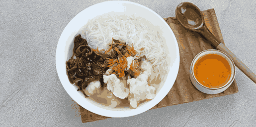 4 Makanan Berkuah yang Cocok untuk Menemani Musim Penghujan yang Dingin Tekwan