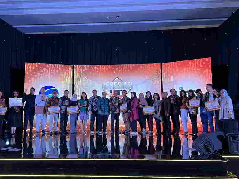 IJTI Ingatkan Pentingnya Karya untuk Membangun Indonesia Apresiasi IJTI 2024 mengambil tema “Jurnalisme Televisi Menumbuhkan Optimisme, Mewujudkan Indonesia Maju”.