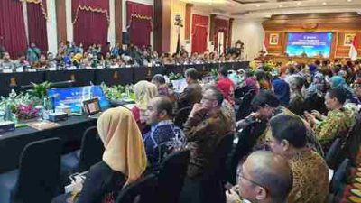 High Level Meeting (HLM) Tim Pengendalian Inflasi Daerah (TPID) dan Forum Investasi se-Jawa Timur Tahun 2024