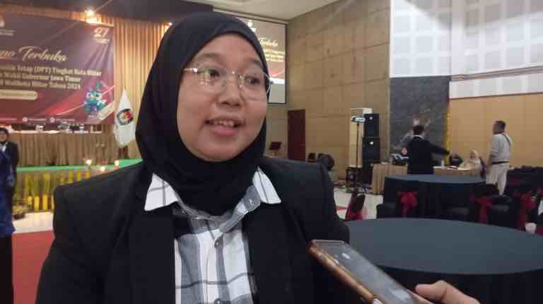 KPU Kota Blitar Terima Surat Suara Pilgub 2024, Sigini Jumlahnya Komisior KPU Kota Blitar Divisi Sosialisasi, Pendidikan Pemilih, Partisipasi Masyarakat dan SDM, Dwi Hesti Ermono