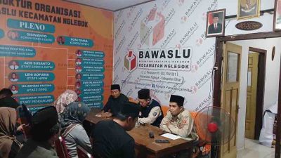 16 Calon KPPS di Kecamatan Nglegok Pernah jadi Saksi Partai, Berstatus TMS 16 Calon KPPS di Kecamatan Nglegok Pernah jadi Saksi Partai, Berstatus TMS
