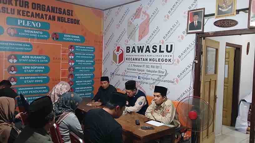 16 Calon KPPS di Kecamatan Nglegok Pernah jadi Saksi Partai, Berstatus TMS Panwascam Kecamatan Nglegok saat Koordinasi adanya Dugaan Calon KPPS Mantan Saksi Pemilu 2024