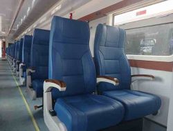 PT KAI Hadirkan Rangkaian Baru KA Brantas dengan Kereta Ekonomi New Generation PT KAI Hadirkan Rangkaian Baru KA Brantas dengan Kereta Ekonomi New Generation