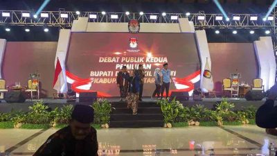KPU Kabupaten Blitar Hentikan Debat Publik Kedua Pilkada Kabupaten Blitar