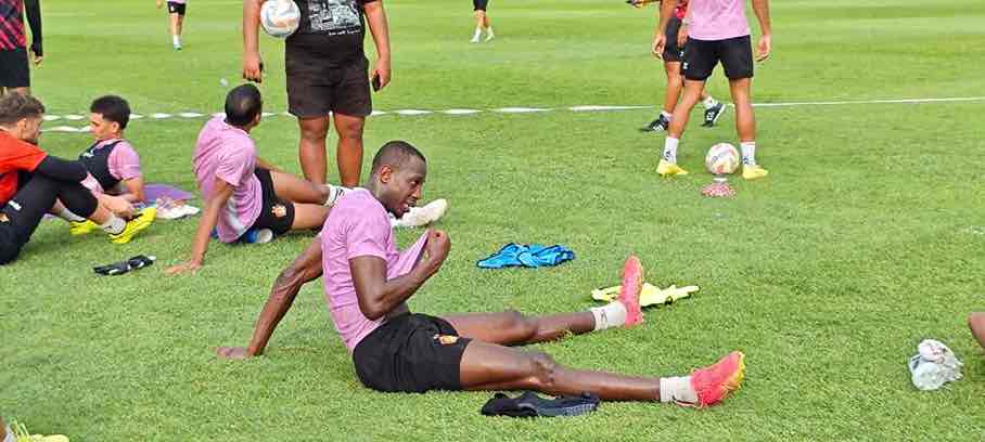 Sembuh Lebih Cepat Gelandang Import Persik Kediri Ousmane Fane Siap di Turunkan Lawan Madura United Gelandang Import Persik Kediri Ousmane Fane