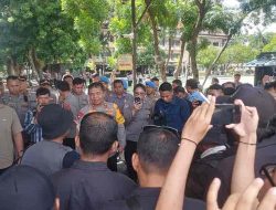 Kapolda Gorontalo Minta Maaf dan Bertanggungjawab atas Pemukulan Wartawan RTV Kapolda Gorontalo Minta Maaf dan Bertanggungjawab atas Pemukulan Wartawan RTV