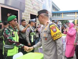 Polda Sidoarjo Tinjau Terminal Purabaya Bungurasih, Pastikan Keamanan Tranportasi Darat Jelang Tahun Baru Polda Sidoarjo Tinjau Terminal Purabaya Bungurasih, Pastikan Keamanan Tranportasi Darat Jelang Tahun Baru