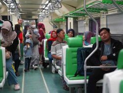 Ke Bandara Adi Sumarno Mudah Naik Kereta Api Ini, Ini Jadwalnya Ke Bandara Adi Sumarno Mudah Naik Kereta Api Ini, Ini Jadwalnya