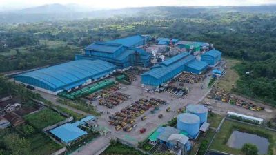 Pabrik Gula (PG) RMI Mith Poll di Desa Rejooso, Kecamatan Binangun, Kabupaten Blitar saat Musim Giling Tebu