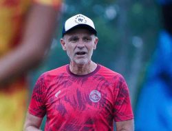 Jelang Hadapi PSBS Biak, Arema FC Berpisah dengan Sang Pelatih Joel Cornelli Jelang Hadapi PSBS Biak, Arema FC Berpisah dengan Sang Pelatih Joel Cornelli