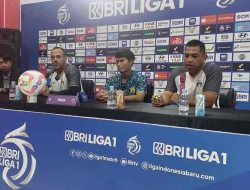 Persita Tangerang Keluhkan Kondisi Rumput Stadion Supriadi Usai Piala Soeratin U-17 Persita Tangerang Keluhkan Kondisi Rumput Stadion Supriadi Usai Piala Soeratin U-17