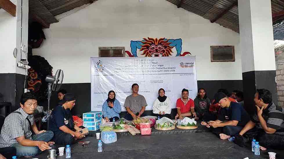 Vinanda-Gus Qowim Menang Pilwali Kota Kediri Koordinator KPK Gelar Tasyakuran Vinanda-Gus Qowim Menang Pilwali Kota Kediri Koordinator KPK Gelar Tasyakuran