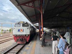 Ini Daftar 15 Perjalanan Kereta Api yang Memutar Lewat Daop 7 Madiun, Akibat Dampak Banjir Semarang Ini Daftar 15 Perjalanan Kereta Api yang Memutar Lewat Daop 7 Madiun, Akibat Dampak Banjir Semarang