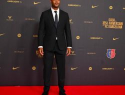 PSSI Resmikan Petrick Kluivert Legenda Barcelona dan Belanda Pelatih Timnas Indonesia PSSI Resmikan Petrick Kluivert Legenda Barcelona dan Belanda Pelatih Timnas Indonesia