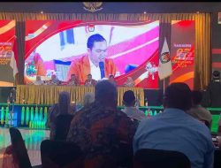 KPU Kabupaten Blitar sudah Undang Mak Rini di Rapat Pleno Penetapan Bupati dan Wakil Bupati Blitar, tapi Tidak Hadir KPU Kabupaten Blitar sudah Undang Mak Rini di Rapat Pleno Penetapan Bupati dan Wakil Bupati Blitar, tapi Tidak Hadir