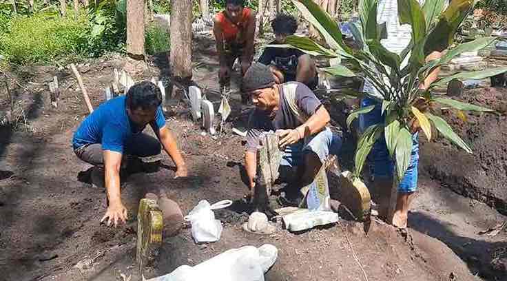 Relokasi Makam di TPU Dusun Mbambang Desa Siraman, Kecamatan Kesamben, Kabupaten Blitar