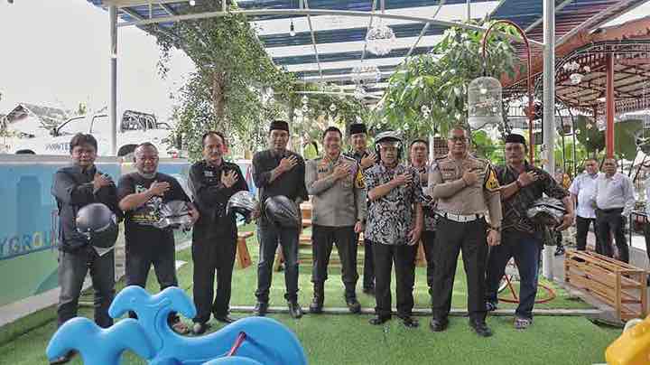 Ajak Perguruan Silat, Polres Blitar ingin Jaga Keselamatan Lalu Lintas di Operasi Semeru 2025 AKBP Arif Fazlurrahman Bersama Ketua Perguruan Silat di Kabupaten Blitar
