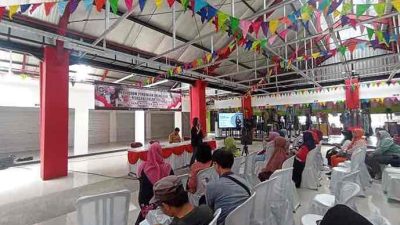 Disperindag Kota Blitar Adakan Sosialisasi Online Shop Bagi Pedagang di Pasar Legi