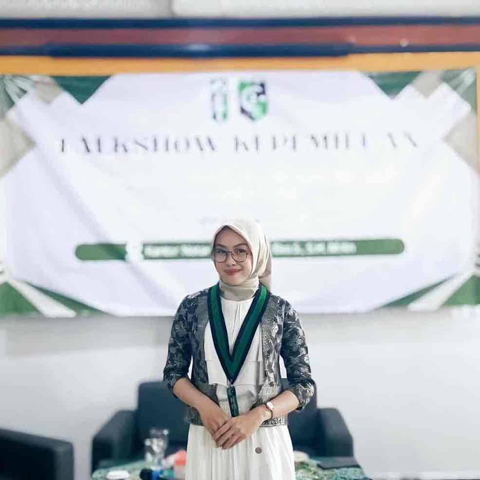Hilirisasi dan Masa Depan Ekonomi Indonesia Lusiana Ayu Ningtiyas, Kader HMI Cabang Tulungagung (BADKO Jawa Timur)