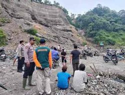 Satu Dari Dua Korban Longsor Kali Putih Lereng Gunung Kelud Ditemukan, Satu Pencarian Satu Dari Dua Korban Longsor Kali Putih Lereng Gunung Kelud Ditemukan, Satu Pencarian
