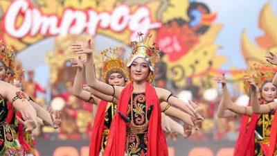 Tari Gandrung Sewu Khas Kabupaten Banyuwangi
