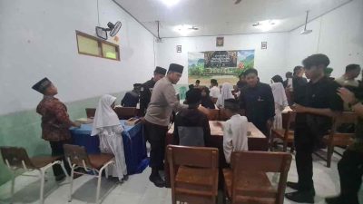 IJTI Korda Blitar Bersama Kapolres Blitar Berbagi Senyum, Santuni Anak Yatim IJTI Korda Blitar Bersama Kapolres Blitar Berbagi Senyum, Santuni Anak Yatim