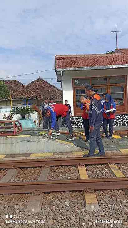 Tingkatkan Keselamatan Mudik Lebaran, PT KAI Daop 7 Madiun Gelar Rampcheck Stasiun dan Kereta Api PT KAI Lakukan Remcheck Menjelang Mudik Lebaran