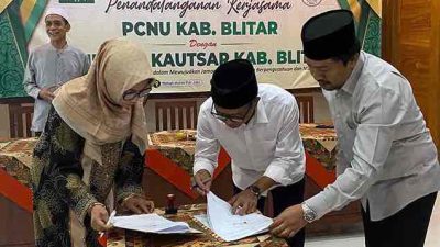 PCNU Kabupaten Blitar MoU dengan KBIHU Al Kautsar, Siap Bimbing Calon Jamaah Haji dan Umroh Penandatanganan MoU antara KBIHU Al Kautsar Kabupaten Blitar dengan PCNU Kabupaten Blitar