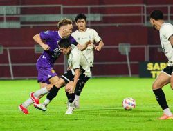 Ditahan Imbang 2-2 PSM Makassar, Marcelo Sebut Pemain Belakang Persik Kediri Kehilangan Fokus Ditahan Imbang 2-2 PSM Makassar, Marcelo Sebut Pemain Belakang Persik Kediri Kehilangan Fokus