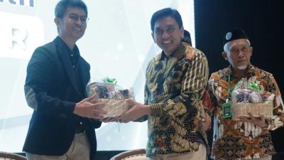 Investasi Emas atau Dinar: Menimbang Hikmah, Keuntungan, dan Strategi Bijak dalam Menyimpan Nilai Investasi Emas atau Dinar: Menimbang Hikmah, Keuntungan, dan Strategi Bijak dalam Menyimpan Nilai